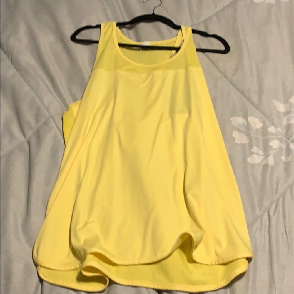 Workout tank top